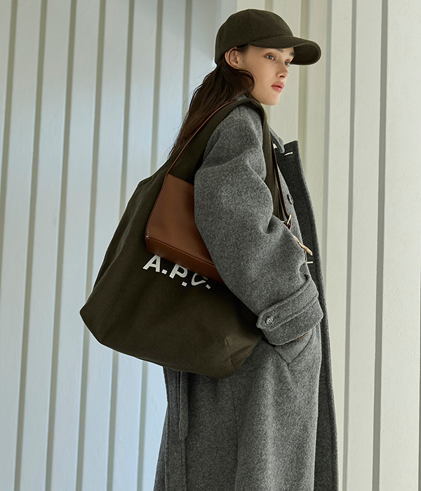 2F A.P.C.